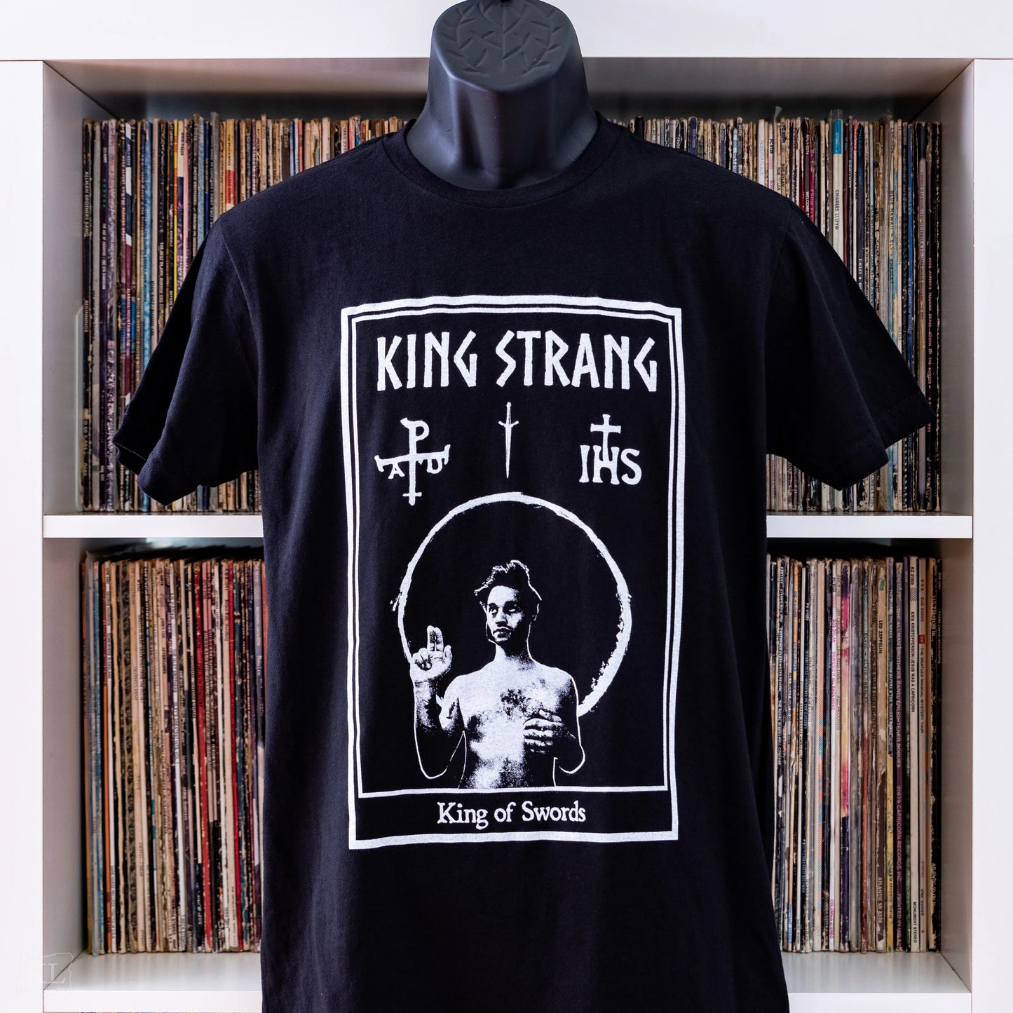 King of Swords - T-Shirt